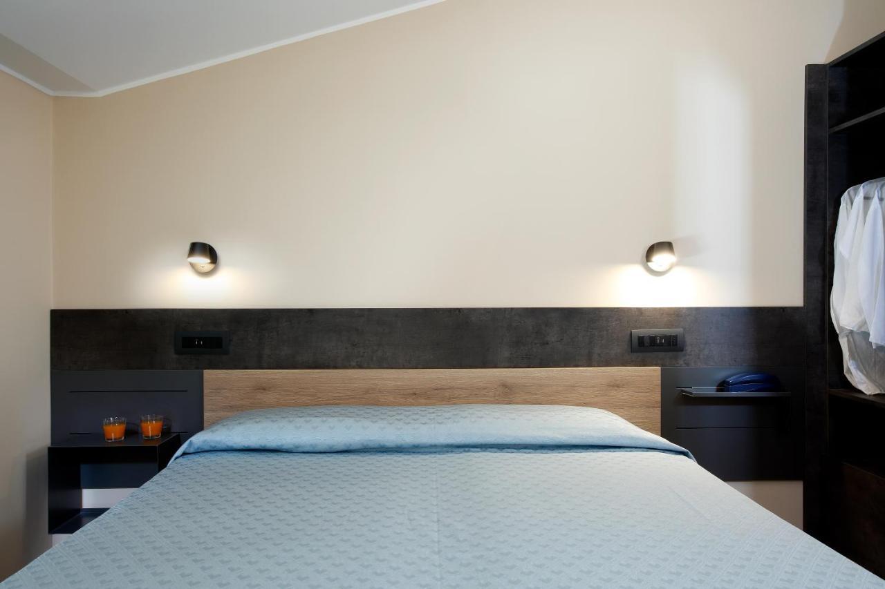 Hotel Porta Nuova Assisi Esterno foto