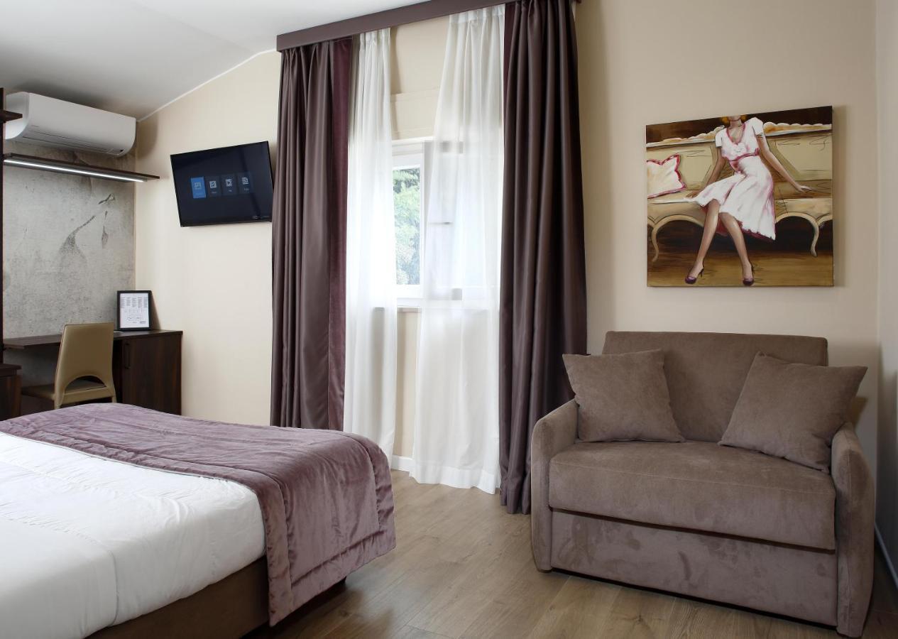 Hotel Porta Nuova Assisi Esterno foto