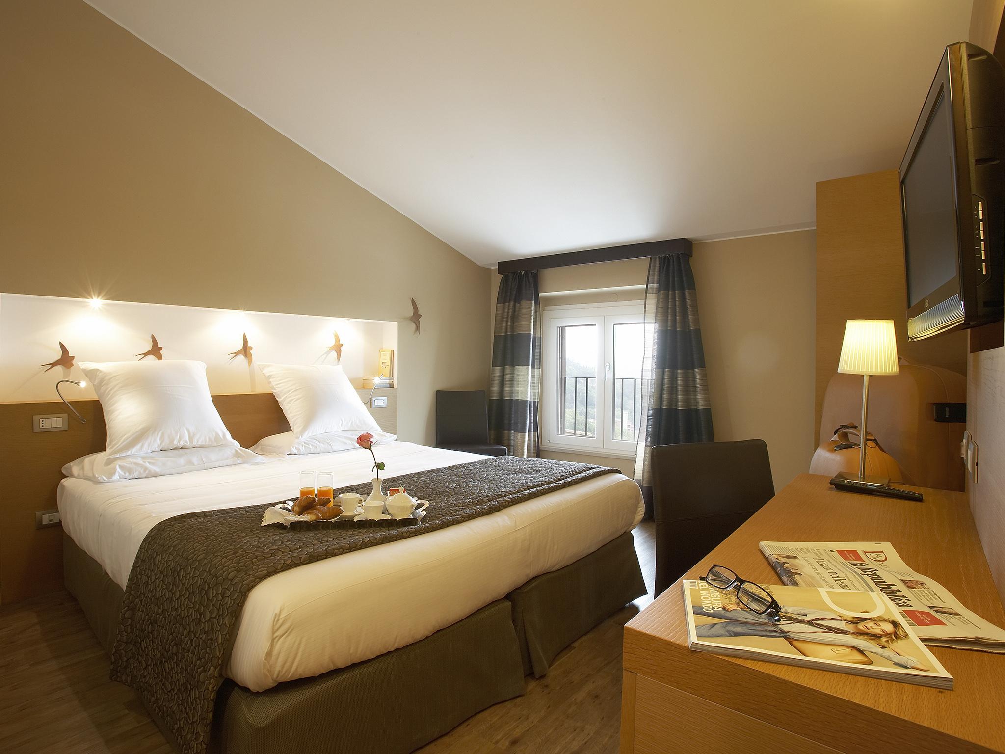 Hotel Porta Nuova Assisi Esterno foto