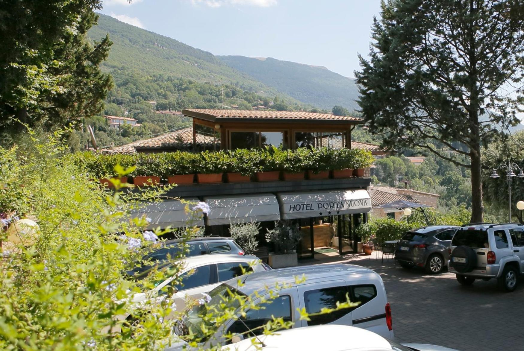 Hotel Porta Nuova Assisi Esterno foto