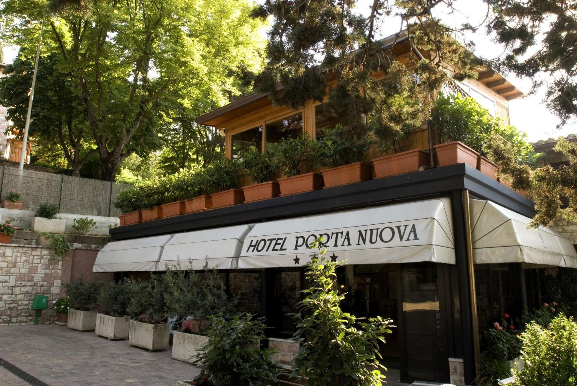 Hotel Porta Nuova Assisi Esterno foto
